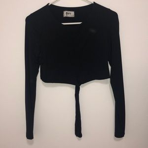 Black Crop - M - Wrap design